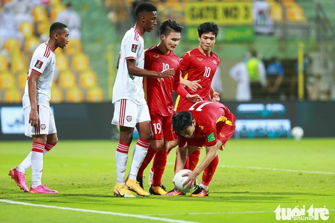 Minh Vương không chỉ kiến tạo, mà còn ghi bàn trong trận Việt Nam - UAE - Ảnh 9. Minh Vương không chỉ kiến tạo, mà còn ghi bàn trong trận Việt Nam - UAE - Ảnh 9.