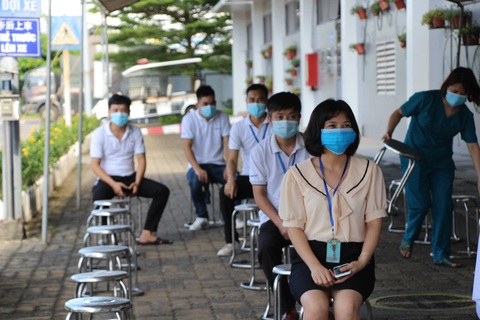 Bắc Ninh yêu cầu lao động test âm tính trong 72 giờ trước khi đi làm lại - Ảnh 1. Bắc Ninh yêu cầu lao động test âm tính trong 72 giờ trước khi đi làm lại - Ảnh 1.