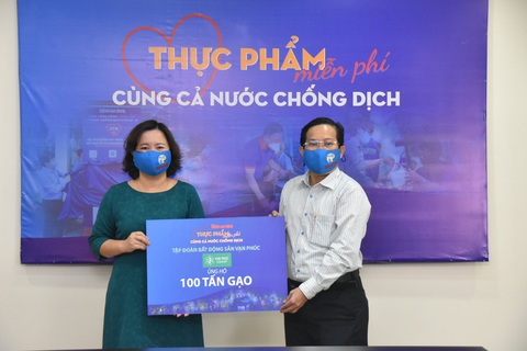 Van Phuc Group ủng hộ 100 tấn gạo, 2.000 bộ quần áo bảo hộ chống dịch - Ảnh 1. Van Phuc Group ủng hộ 100 tấn gạo, 2.000 bộ quần áo bảo hộ chống dịch - Ảnh 1.