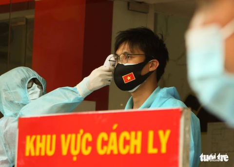 Đội tuyển Việt Nam đã về đến TP.HCM - Ảnh 11. Đội tuyển Việt Nam đã về đến TP.HCM - Ảnh 11.
