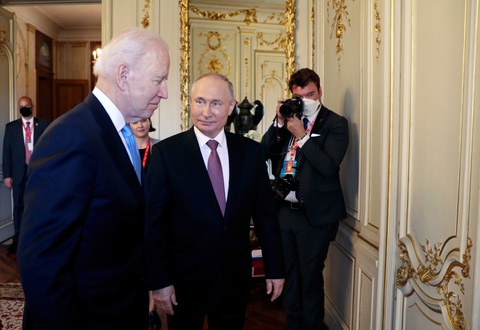 Ông Putin dành lời khen có cánh cho ông Biden - Ảnh 2. Ông Putin dành lời khen có cánh cho ông Biden - Ảnh 2.
