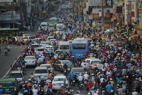 Hiến kế: 7 phương án giải quyết kẹt xe và 3 giải pháp ưu tiên chống ngập ở TP.HCM - Ảnh 1. Hiến kế: 7 phương án giải quyết kẹt xe và 3 giải pháp ưu tiên chống ngập ở TP.HCM - Ảnh 1.