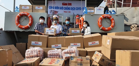 Chương trình Cùng biên giới chống dịch COVID-19 đến với cán bộ, chiến sĩ Vùng 5 hải quân - Ảnh 1. Chương trình Cùng biên giới chống dịch COVID-19 đến với cán bộ, chiến sĩ Vùng 5 hải quân - Ảnh 1.