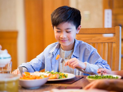 10 năm vàng: Góc nhìn mới về dinh dưỡng và năng lượng cho lứa tuổi học đường - Ảnh 1. 10 năm vàng: Góc nhìn mới về dinh dưỡng và năng lượng cho lứa tuổi học đường - Ảnh 1.