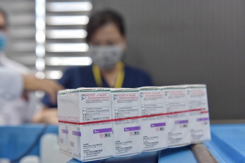 TP.HCM bắt đầu đợt tiêm chủng vắc xin COVID-19 quy mô lớn - Ảnh 4. TP.HCM bắt đầu đợt tiêm chủng vắc xin COVID-19 quy mô lớn - Ảnh 4.