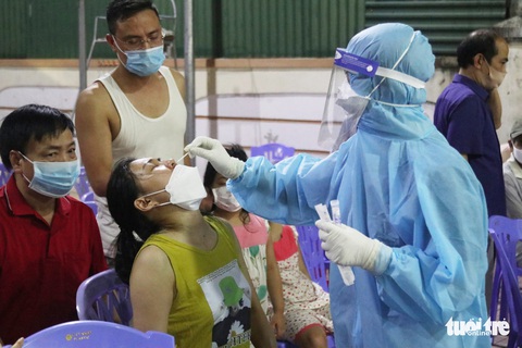 Nghệ An thêm 4 người nghi mắc COVID-19, Vinh kêu gọi người dân xét nghiệm - Ảnh 1. Nghệ An thêm 4 người nghi mắc COVID-19, Vinh kêu gọi người dân xét nghiệm - Ảnh 1.