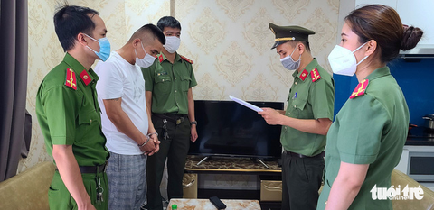 Bắt người Trung Quốc bị xử phạt tại Hải Phòng xong trốn vào Đà Nẵng ở trái phép - Ảnh 1. Bắt người Trung Quốc bị xử phạt tại Hải Phòng xong trốn vào Đà Nẵng ở trái phép - Ảnh 1.
