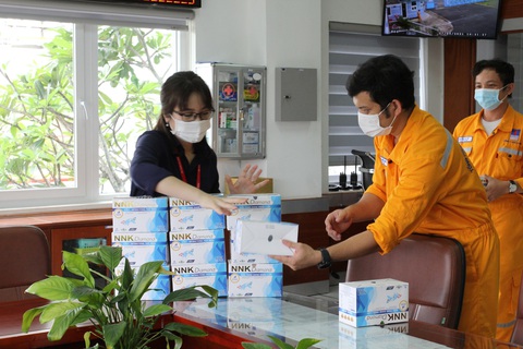 Công đoàn PV GAS triển khai các chương trình phòng dịch COVID-19 - Ảnh 3. Công đoàn PV GAS triển khai các chương trình phòng dịch COVID-19 - Ảnh 3.