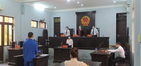 Tàng trữ 780kg vảy tê tê, lãnh hơn 5 năm tù - Ảnh 1. Tàng trữ 780kg vảy tê tê, lãnh hơn 5 năm tù - Ảnh 1.