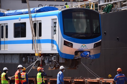 Thêm 2 đoàn tàu metro số 1 cập cảng Khánh Hội - Ảnh 2. Thêm 2 đoàn tàu metro số 1 cập cảng Khánh Hội - Ảnh 2.