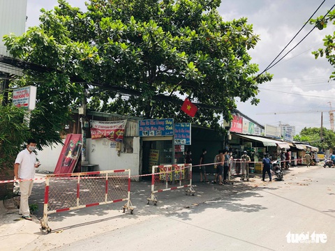 Khẩn: Từ 12h hôm nay, phong tỏa khu phố 2, phường 16, quận 8 - Ảnh 3. Khẩn: Từ 12h hôm nay, phong tỏa khu phố 2, phường 16, quận 8 - Ảnh 3.