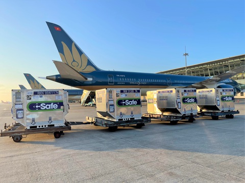 Vietnam Airlines sắp nhận gói 4.000 tỉ đồng và phải tự thân vận động nhiều hơn - Ảnh 1. Vietnam Airlines sắp nhận gói 4.000 tỉ đồng và phải tự thân vận động nhiều hơn - Ảnh 1.