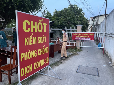 Nam sinh viên xét nghiệm ở Cần Thơ dương tính, qua Viện Pasteur lại âm tính - Ảnh 2. Nam sinh viên xét nghiệm ở Cần Thơ dương tính, qua Viện Pasteur lại âm tính - Ảnh 2.