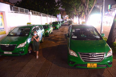 Đề xuất cho 400 xe taxi hoạt động ở TP.HCM để chở dân đến bệnh viện - Ảnh 1. Đề xuất cho 400 xe taxi hoạt động ở TP.HCM để chở dân đến bệnh viện - Ảnh 1.
