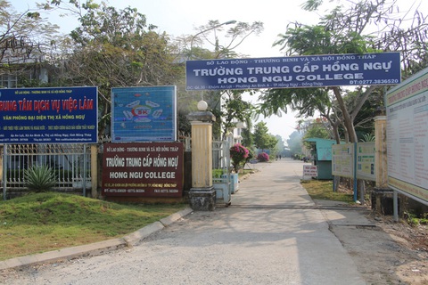 Thanh niên 32 tuổi chết trong khu cách ly tại Đồng Tháp - Ảnh 1. Thanh niên 32 tuổi chết trong khu cách ly tại Đồng Tháp - Ảnh 1.