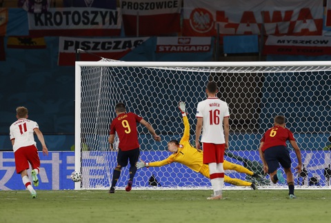 20 khoảnh khắc đáng nhớ vòng bảng Euro 2020 - Ảnh 11. 20 khoảnh khắc đáng nhớ vòng bảng Euro 2020 - Ảnh 11.