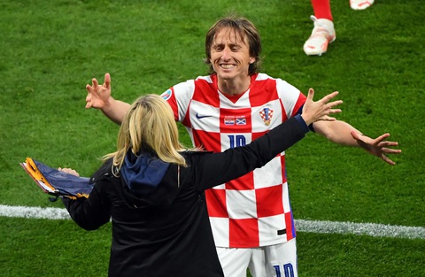 Luka Modric: Chúng tôi đá như thế này sẽ gây nguy hiểm cho mọi đối thủ - Ảnh 1. Luka Modric: Chúng tôi đá như thế này sẽ gây nguy hiểm cho mọi đối thủ - Ảnh 1.