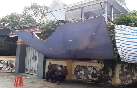 Nguyên phó công an huyện chết trong tư thế treo cổ tại vườn nhà - Ảnh 1. Nguyên phó công an huyện chết trong tư thế treo cổ tại vườn nhà - Ảnh 1.