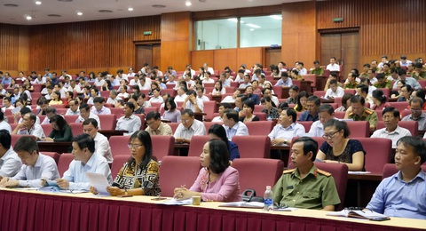 Đề thi tuyển lãnh đạo ở Bà Rịa - Vũng Tàu: Đồng chí sẽ làm gì nếu được bổ nhiệm? - Ảnh 1. Đề thi tuyển lãnh đạo ở Bà Rịa - Vũng Tàu: Đồng chí sẽ làm gì nếu được bổ nhiệm? - Ảnh 1.