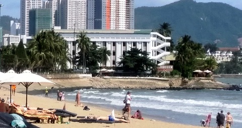 Thêm quán cà phê ở Nha Trang phải đóng cửa, nhân viên cách ly vì chủ quán cơm ở Phú Yên từng ghé - Ảnh 1. Thêm quán cà phê ở Nha Trang phải đóng cửa, nhân viên cách ly vì chủ quán cơm ở Phú Yên từng ghé - Ảnh 1.
