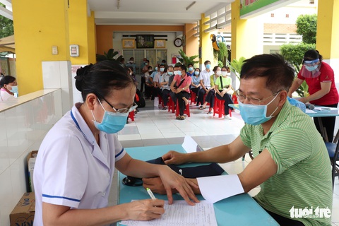 TP.HCM tìm người từng đến 18 địa điểm liên quan COVID-19 ở quận Tân Phú - Ảnh 1. TP.HCM tìm người từng đến 18 địa điểm liên quan COVID-19 ở quận Tân Phú - Ảnh 1.