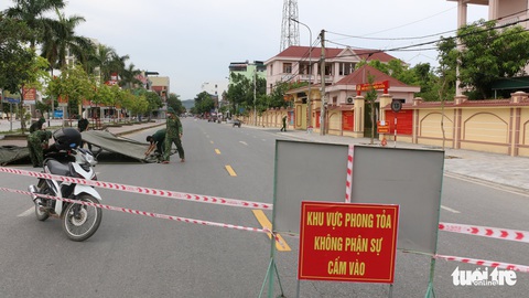 Nghệ An có ca COVID-19 mới là người bán rau ở chợ đầu mối Vinh - Ảnh 2. Nghệ An có ca COVID-19 mới là người bán rau ở chợ đầu mối Vinh - Ảnh 2.
