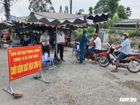 Tiền Giang thêm 8 ca COVID-19 liên quan nữ bệnh nhân từng tới Bệnh viện Xuyên Á - Ảnh 1. Tiền Giang thêm 8 ca COVID-19 liên quan nữ bệnh nhân từng tới Bệnh viện Xuyên Á - Ảnh 1.
