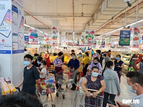 Đi siêu thị mua đồ 15 phút, đợi tính tiền gần 2 tiếng, vừa mệt vừa run - Ảnh 1. Đi siêu thị mua đồ 15 phút, đợi tính tiền gần 2 tiếng, vừa mệt vừa run - Ảnh 1.