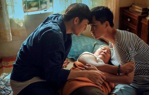 Thưa mẹ con đi bán chạy tại Nhật, diễn viên Ròm đoạt giải châu Á - Ảnh 3. Thưa mẹ con đi bán chạy tại Nhật, diễn viên Ròm đoạt giải châu Á - Ảnh 3.