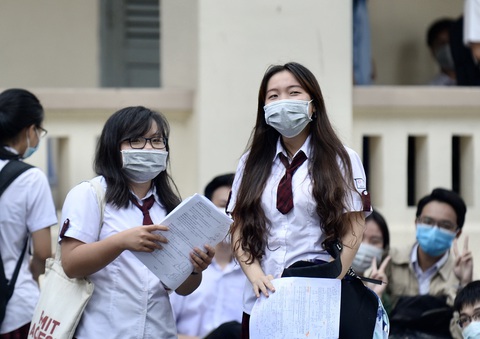 Thi tốt nghiệp THPT giữa mùa dịch, ổn không? - Ảnh 3. Thi tốt nghiệp THPT giữa mùa dịch, ổn không? - Ảnh 3.