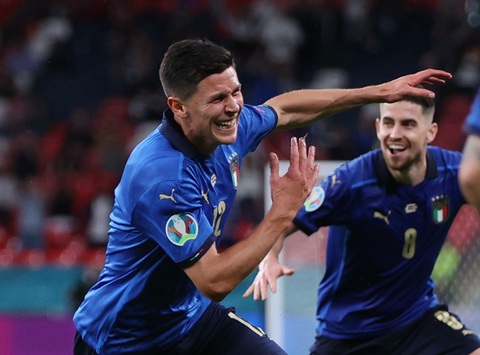 Thắng kịch tính Áo, Ý vào tứ kết Euro 2020 - Ảnh 1. Thắng kịch tính Áo, Ý vào tứ kết Euro 2020 - Ảnh 1.