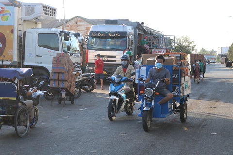 Tây Ninh tạm dừng giao, nhận hàng hóa ở các chợ đầu mối tại TP.HCM - Ảnh 1. Tây Ninh tạm dừng giao, nhận hàng hóa ở các chợ đầu mối tại TP.HCM - Ảnh 1.