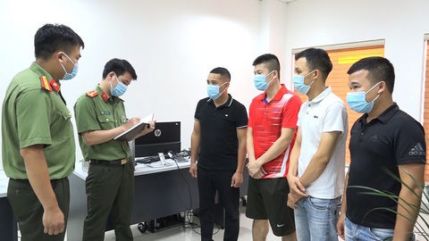Hải Dương triệt xóa 2 đường dây cá độ bóng đá tiền tỉ trong mùa Euro - Ảnh 1. Hải Dương triệt xóa 2 đường dây cá độ bóng đá tiền tỉ trong mùa Euro - Ảnh 1.