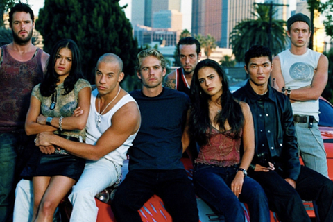 Fast & Furious 9 thắng lớn tại Mỹ: Loạt phim đua xe hốt bạc suốt 20 năm - Ảnh 4. Fast & Furious 9 thắng lớn tại Mỹ: Loạt phim đua xe hốt bạc suốt 20 năm - Ảnh 4.