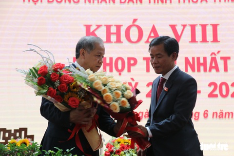 Ông Nguyễn Văn Phương trở thành chủ tịch UBND tỉnh Thừa Thiên Huế - Ảnh 1. Ông Nguyễn Văn Phương trở thành chủ tịch UBND tỉnh Thừa Thiên Huế - Ảnh 1.