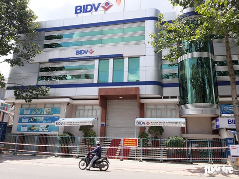 Thêm 10 ca nghi mắc COVID-19 liên quan nữ nhân viên ngân hàng Mỹ Tho - Ảnh 1. Thêm 10 ca nghi mắc COVID-19 liên quan nữ nhân viên ngân hàng Mỹ Tho - Ảnh 1.