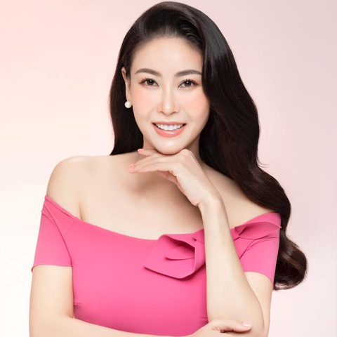 Hoa hậu Hà Kiều Anh nói mình là ‘công chúa đời thứ 7 triều Nguyễn’, một số ý kiến phản bác - Ảnh 3. Hoa hậu Hà Kiều Anh nói mình là ‘công chúa đời thứ 7 triều Nguyễn’, một số ý kiến phản bác - Ảnh 3.