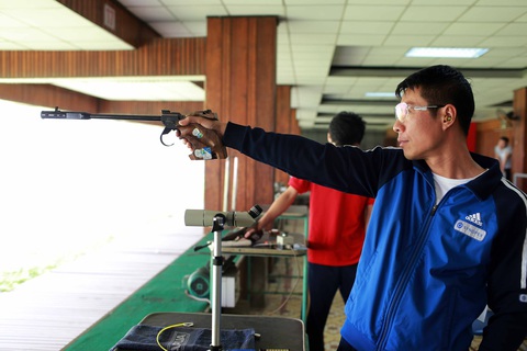 Bất đồng quanh việc chọn VĐV bắn súng dự Olympic Tokyo 2021 - Ảnh 1. Bất đồng quanh việc chọn VĐV bắn súng dự Olympic Tokyo 2021 - Ảnh 1.