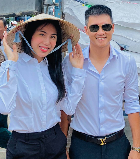 Thủy Tiên phản hồi về nhầm lẫn đêm 3-6, xin lỗi và sẽ chuyển lại cho người nhầm 30 triệu - Ảnh 1. Thủy Tiên phản hồi về nhầm lẫn đêm 3-6, xin lỗi và sẽ chuyển lại cho người nhầm 30 triệu - Ảnh 1.