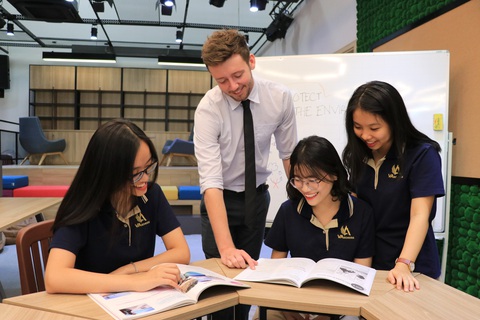 VASCHOOLS triển khai nhiều ưu đãi học phí hỗ trợ phụ huynh - Ảnh 1. VASCHOOLS triển khai nhiều ưu đãi học phí hỗ trợ phụ huynh - Ảnh 1.