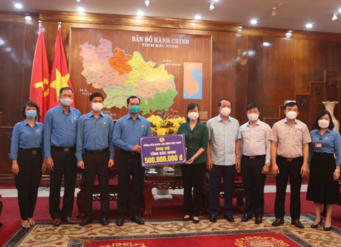 Hơn 100.000 lao động trọ ở Bắc Giang, Bắc Ninh vẫn cần được hỗ trợ - Ảnh 3. Hơn 100.000 lao động trọ ở Bắc Giang, Bắc Ninh vẫn cần được hỗ trợ - Ảnh 3.