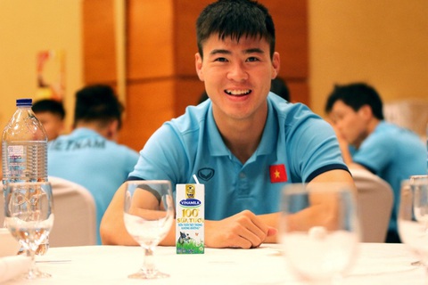 Vinamilk đồng hành cùng đội tuyển quốc gia tại vòng loại World Cup 2022 - Ảnh 2. Vinamilk đồng hành cùng đội tuyển quốc gia tại vòng loại World Cup 2022 - Ảnh 2.