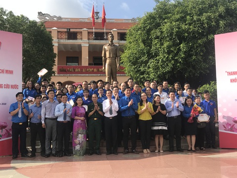 Người đi tìm hình của Nước và bài học cho thế hệ trẻ - Ảnh 2. Người đi tìm hình của Nước và bài học cho thế hệ trẻ - Ảnh 2.