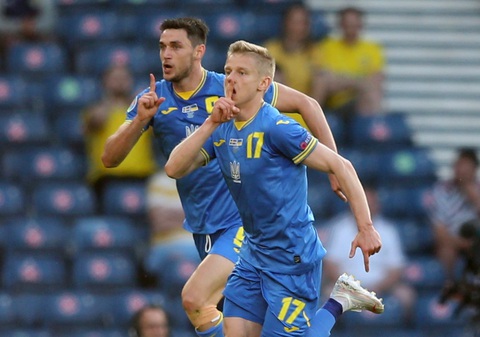 Đánh bại Thụy Điển, Ukraine giành vé cuối cùng vào tứ kết Euro 2020 - Ảnh 1. Đánh bại Thụy Điển, Ukraine giành vé cuối cùng vào tứ kết Euro 2020 - Ảnh 1.