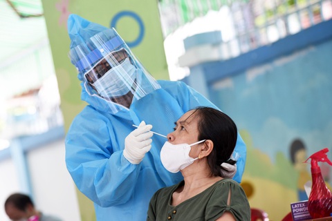 Cao điểm chống dịch 29-6 - 10-7: Xét nghiệm toàn bộ dân quận 8, Bình Tân, Tân Phú, Hóc Môn - Ảnh 1. Cao điểm chống dịch 29-6 - 10-7: Xét nghiệm toàn bộ dân quận 8, Bình Tân, Tân Phú, Hóc Môn - Ảnh 1.