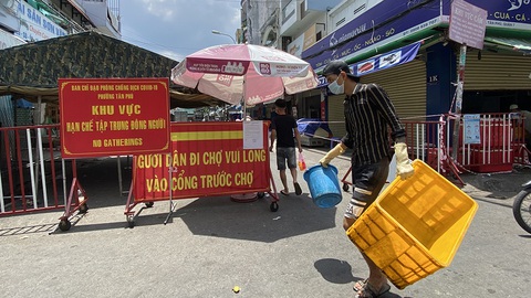 An toàn mùa dịch, bài toán đi chợ của người dân phải như thế nào? - Ảnh 5. An toàn mùa dịch, bài toán đi chợ của người dân phải như thế nào? - Ảnh 5.