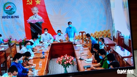 An Giang họp khẩn vụ 8 ca nghi nhiễm COVID-19 chưa rõ nguồn lây - Ảnh 2.