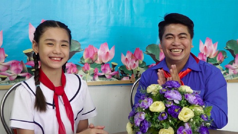 Ngày hè nhẹ nhàng cùng radio tuổi thơ - Ảnh 1. Ngày hè nhẹ nhàng cùng radio tuổi thơ - Ảnh 1.