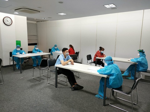 Từ 0h ngày 5-6, người về Long An từ nơi có giãn cách xã hội phải cách ly trả phí - Ảnh 1. Từ 0h ngày 5-6, người về Long An từ nơi có giãn cách xã hội phải cách ly trả phí - Ảnh 1.