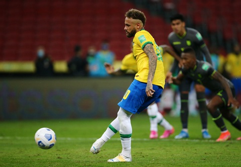 Sút phạt đền hai lần mới thành bàn, Neymar giúp Brazil đánh bại Ecuador - Ảnh 3. Sút phạt đền hai lần mới thành bàn, Neymar giúp Brazil đánh bại Ecuador - Ảnh 3.